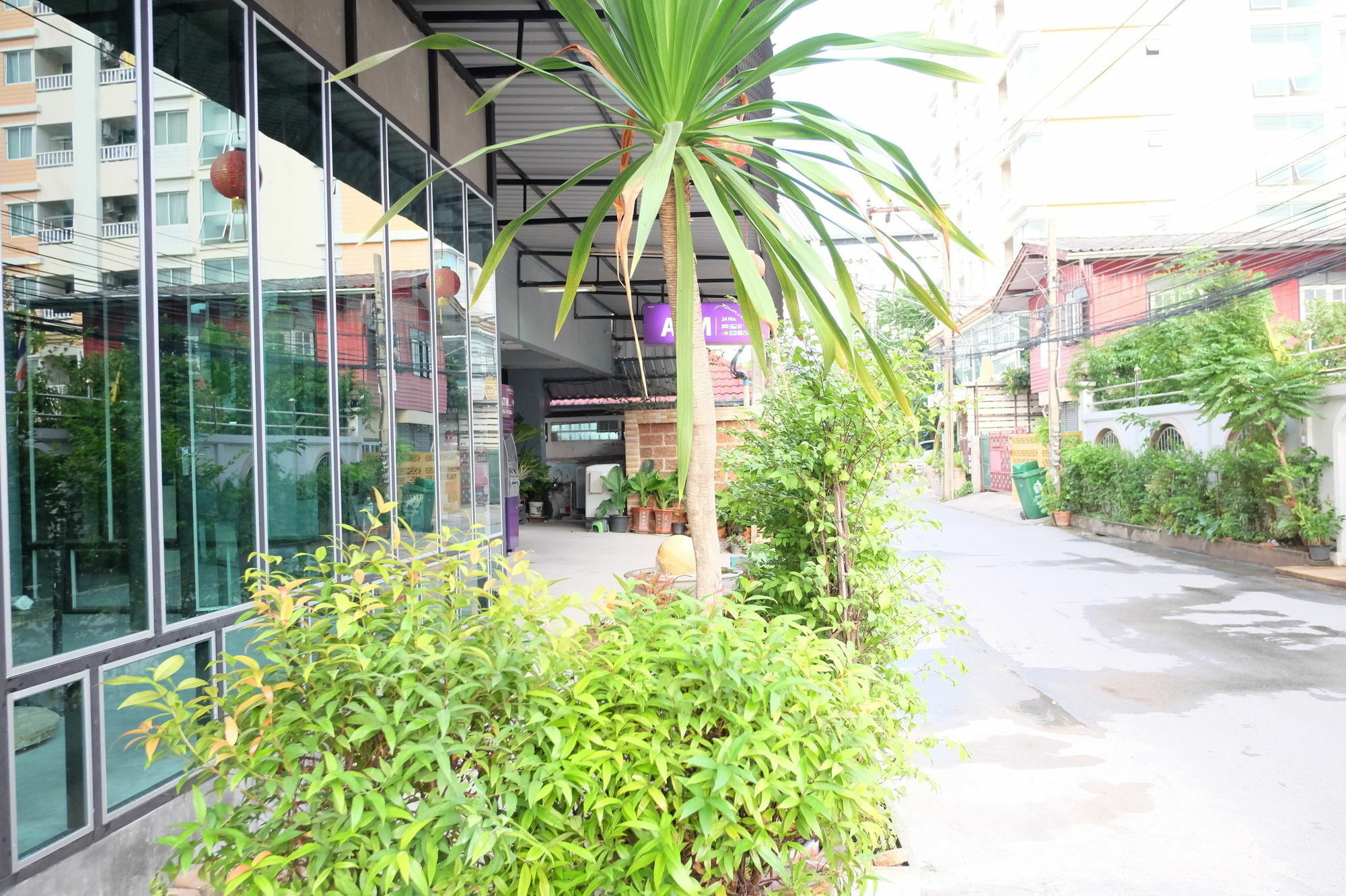 Area 69 Aparthotel Bangkok Eksteriør bilde